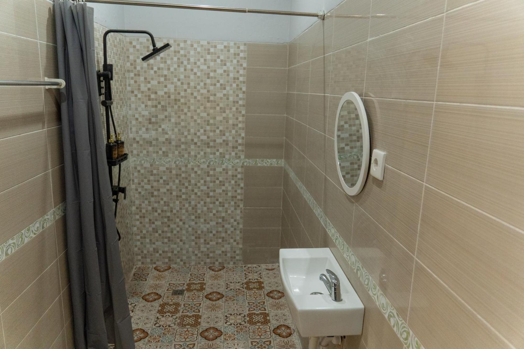 Ferienwohnung Dara House Kuta Lombok Exterior foto