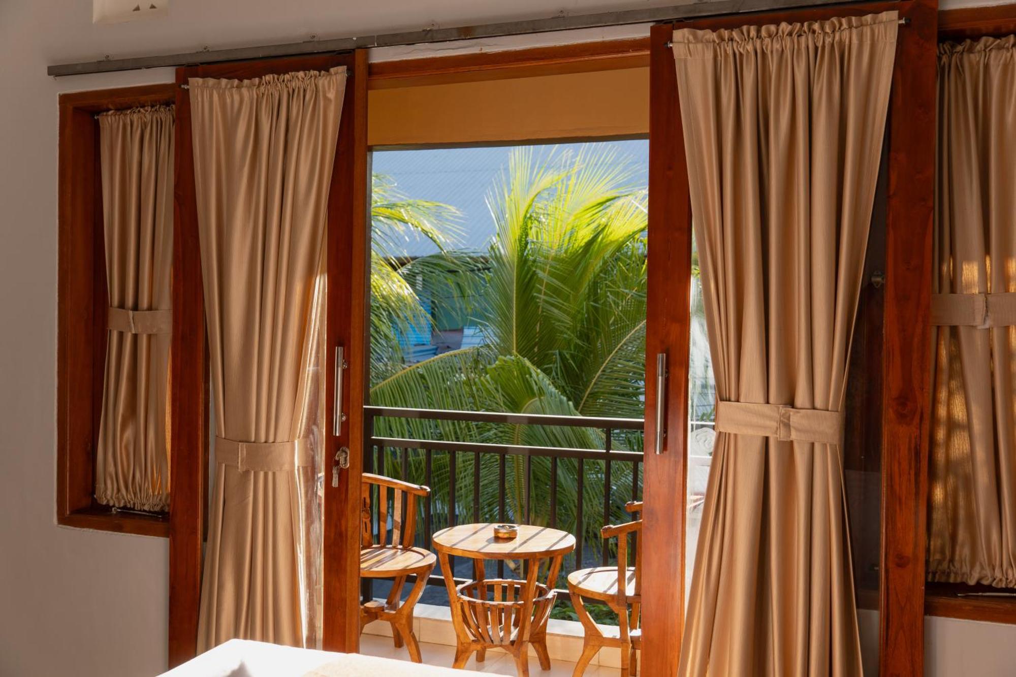 Ferienwohnung Dara House Kuta Lombok Exterior foto